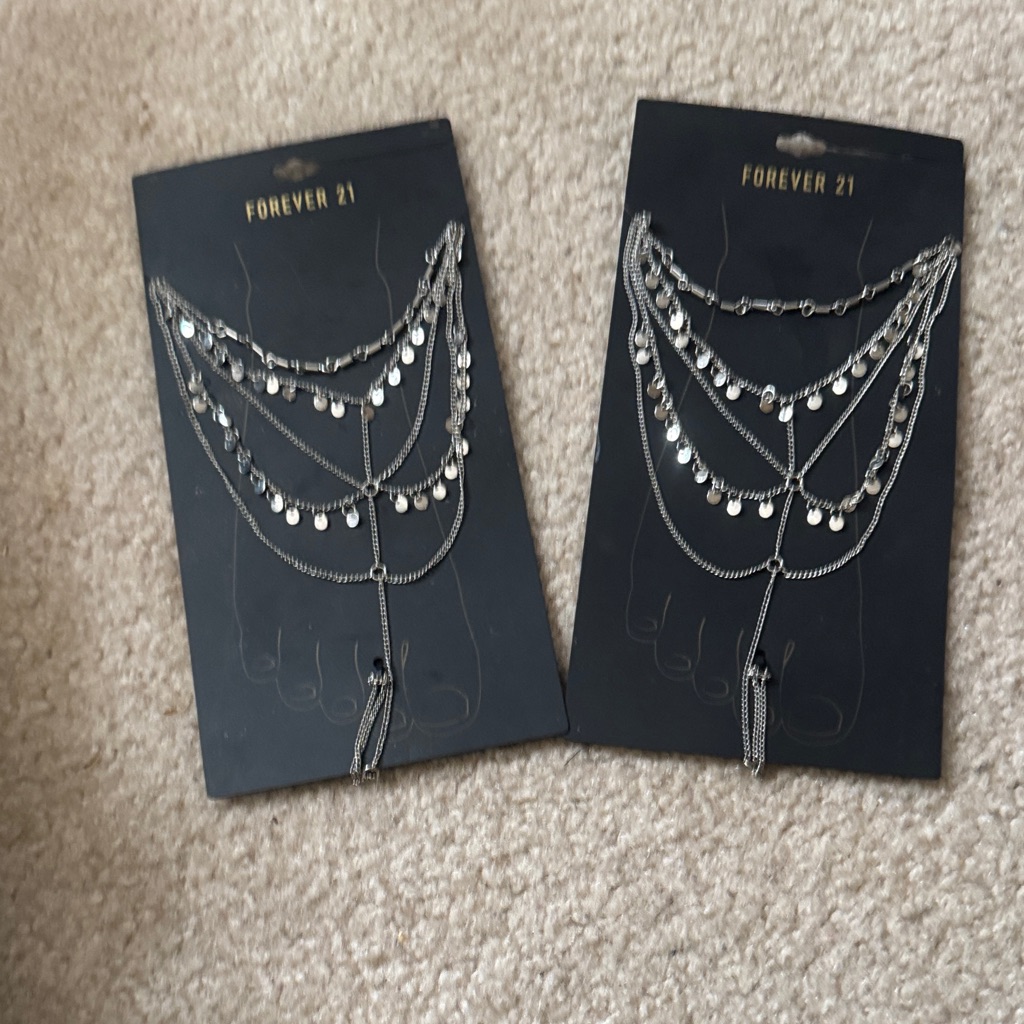 Forever 21 Silver Layered Bracelet Set 10$